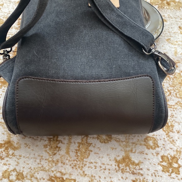 NWT Canvas Backpack - Picture 7 of 12